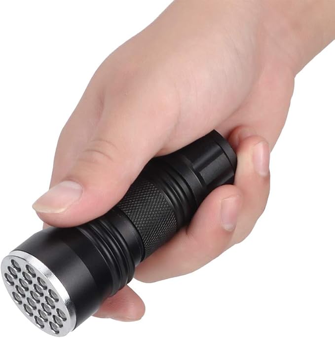Flashlight, Light Mini Torch Light Urine Light Detector 21 LED Flashlight Ultra Violet Pet Urine Detector Light for Dog Cat (Without Tail Strap)