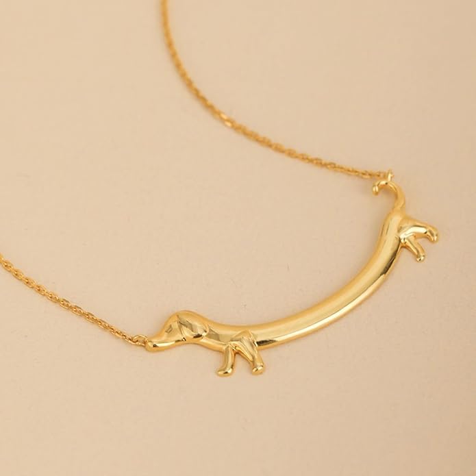 Dog Pendant Necklace Cute Dachshund Necklace Fashionable and Unique Neckchains Charming Dog Pendant Clavicular Chain Ornament for Dog Lovers