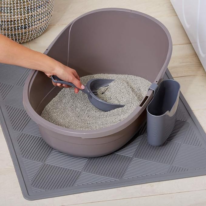 Amazon Basics Durable Litter Scoop for Cat Litter Box,with Holder,Efficient Scooper,(Pack of 12)