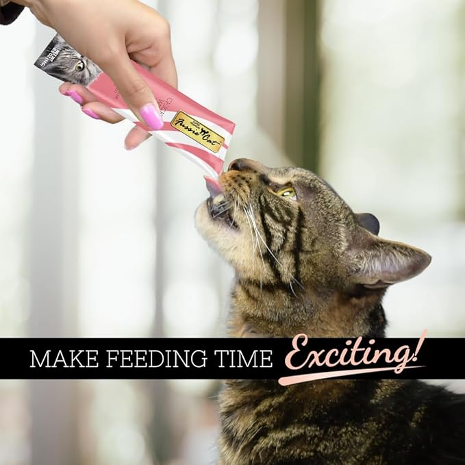Fussie Cat Chicken and Beef Puree, lickable cat Treats, 0.5oz Pouch Pack of 4