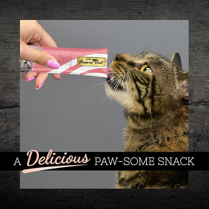 Fussie Cat Chicken and Beef Puree, lickable cat Treats, 0.5oz Pouch Pack of 4