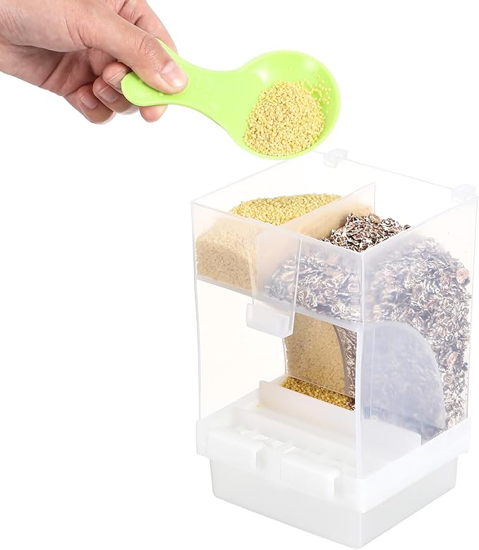 POPETPOP Automatic Bird Feeder for Cage: Parrot Feeder with Spoon No Mess Bird Feeder Transparent Parakeet Feeder Bird Food Dispenser for Cockatiel Cockatoos, 16.50X10.60X10.00CM