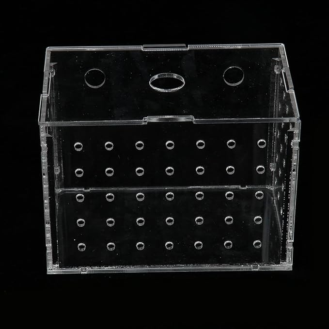 Fish Breeder Box, Aquarium Fish Breeding Box, High Transparency Acrylic Hatchery Incubator with Suction Cups for Baby Fish Shrimp Clownfish Isolation and Rearing (9 * 6 * 7CM)