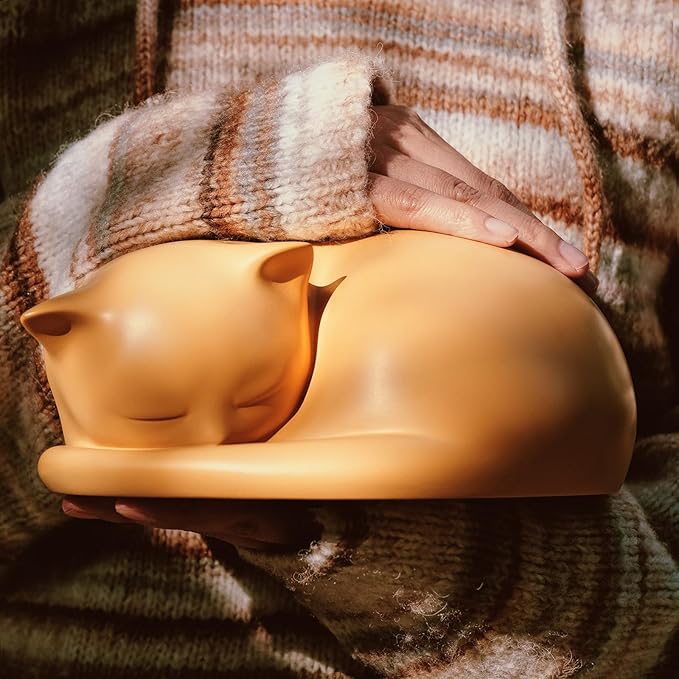 Cat Urn, Orange Resin, Sleeping Kitty Pet Memorial Keepsake Funeral Urn for Cats Ashes, Up to 8kg, 7.87 x 7.87 x 3.15 inches