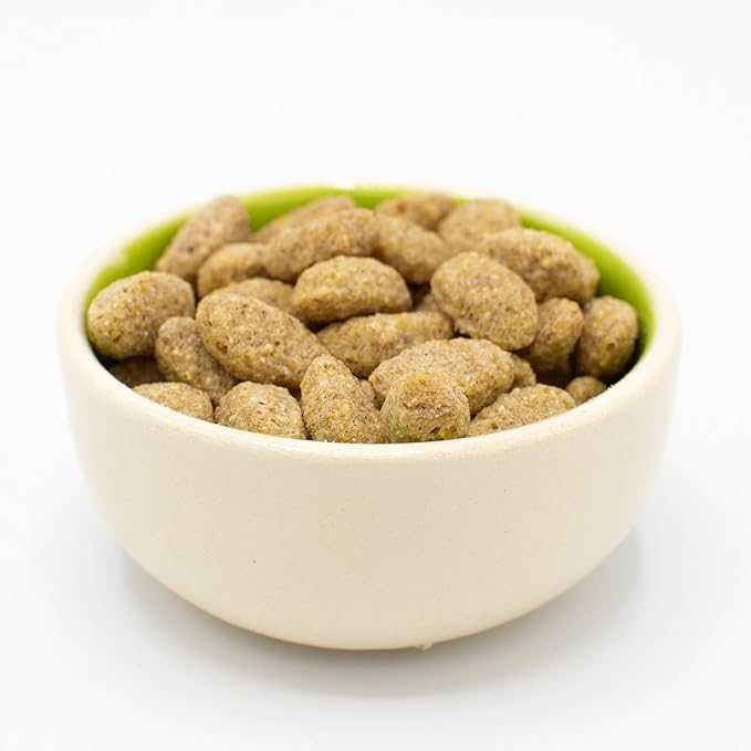 ZuPreem Natural Bird Pellets, Daily Large Bird Food for Amazon, Cockatoo, Macaw, Core Nutrition, Made in USA, Macaw Food, Natural Flavor (3 lb, Pack of 2)