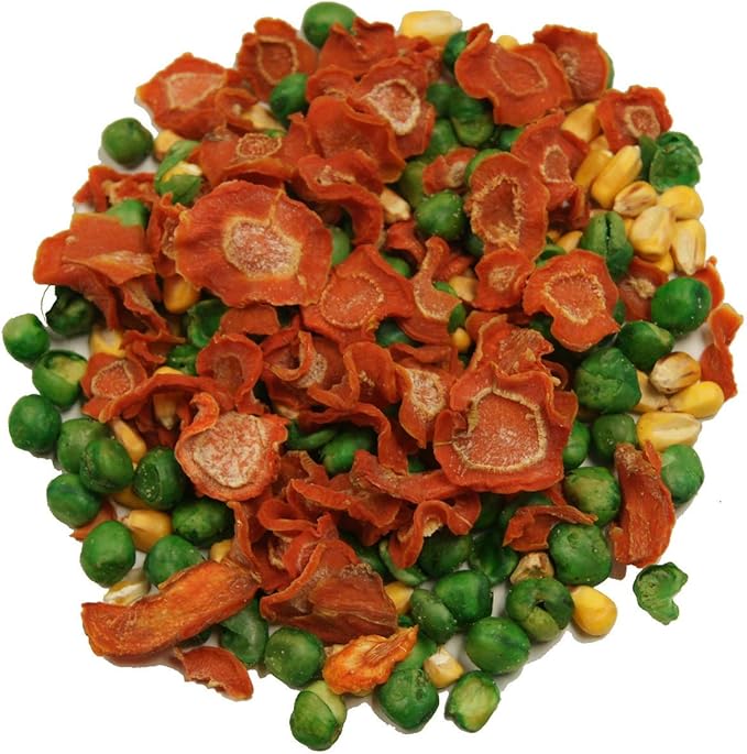 Happy Hearts Treat Shop Garden Bites Carrots and Peas Bird Treats for Cockatiels, Conures 4 oz.