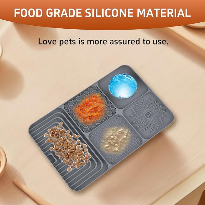 Slow Feeder Pet Licking Mat for Dogs & Cats - Food-Grade Silicone Non-Slip Pad, BPA-Free, Easy to Clean for Grooming & Bath Time