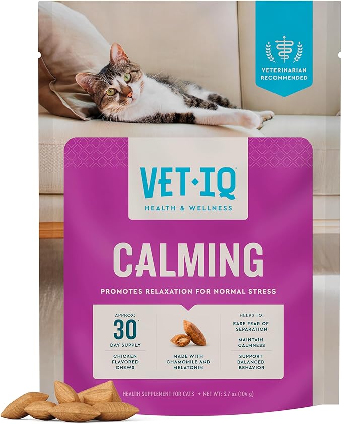 VetIQ Cat Calming Treats with Melatonin for Stress Relief, Organic Ashwagandha, and GABA Chicken Flavored Chews, 3.7oz