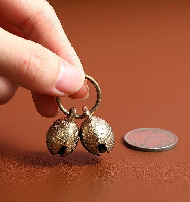 4Pcs Bell for Cat Dog Collar, Extra Loud Jingle Pet Bell for Cat Dog Bells to Go Outside Tracking Perfect for Safety & Identification, Copper 1.5 Inch