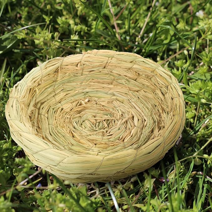 Woven Straw Bird Nest Breeding Nest for Small Animals 8.26X8.26X2.36In Handcrafted Birdcage Accessory for Doves Pigeons Parrots Rabbits with Removable Easy-Clean Design