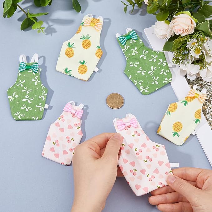 SUPERFINDINGS 6Pcs Bird Diaper Reusable Parrot Nappy with Washable Waterproof Cute Urine Wet Suit Green Pink Yellow Costume Cockatiel Clothes with Elastic Rope for Parrots Cockatiel Pet Birds(S-M)