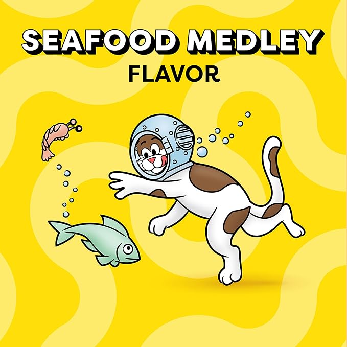 Temptations Cat Treats, Classic Crunchy and Soft Cat Treats, Seafood Medley Flavor, 30 oz. Tub