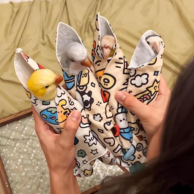 Self Adhering Parrot Grooming Wrap, Anti Scratch Pet Bird Restraint Swaddle Wrap, Anti Escape Parrot Wrapping Cloth for Nail Trimming and Medication, 1 Piece