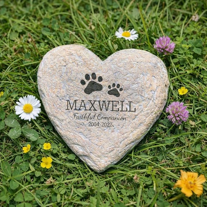 GiftsForYouNow Personalized Pet Memorial Heart-Shaped Garden Stone with Paw Prints, 8.5 x 8.5 x 1.5 Inches, Resin