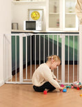 Babelio Metal Baby Gate, 29-48“ Auto Close Easy Install Pet Gate, Extra Wide Walk Thru Child Safety Gate, Pressure Mounted Dog Gate for Doorways & Stairs, with Y Spindle Rods, White