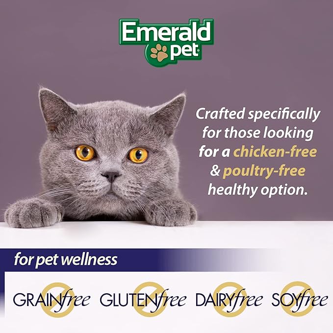 EMERALD PET Wholly Fish! Chicken-Free Feline Treats, Tuna Recipe — Tasty and Crunchy Tuna Cat Treats with Real Tuna — Chicken Free, Grain Free, Natural Cat Treats — Made in USA, 3 oz