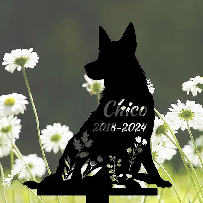 Personalized Dog Memorial Stake, Dog Grave Marker, in Memorial of Dog, Dog Loss Gift, Dog Name Sign Pet Sympathy Gift