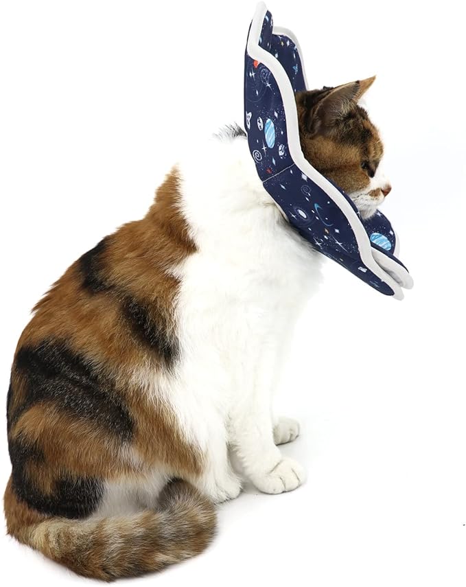 Soft Cat Cone, Adjustable Recovery Collar After Surgery to Prevent Licking Wound, Protective Cat Neck Cone, Comfortable Pet Elizabethan Collar for Cats Kittens and Puppies (XS)