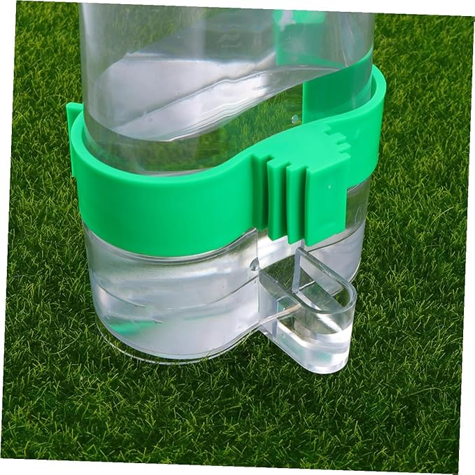 GLEAVI 4pcs Plastic Parrot Feeder and Vegetable Clips Set, Multi-Function Bird Feeding and Watering Supplies for Cage Accessories, Convenient Household Parrot Accessory