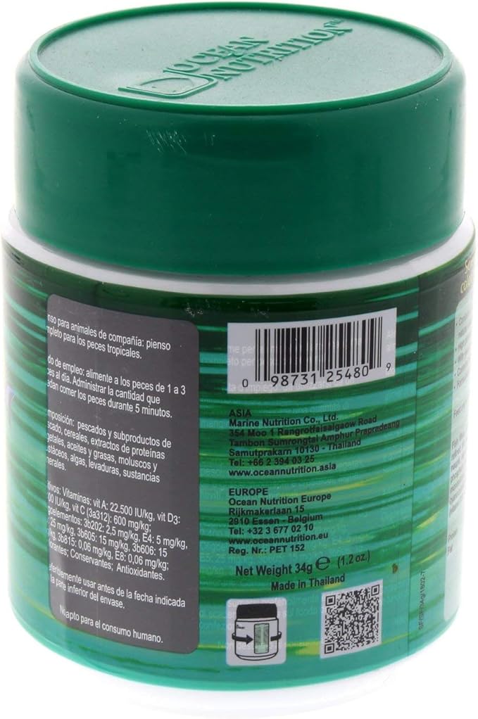 Ocean Nutrition Spirulina Flake Fish Food - Natural Ingredient Fish Food Flakes for Betta Fish and All Tropical Fish - Supports Health & Coloration, Does Not Cloud Water, Made in USA, 1.2 oz (34 g)