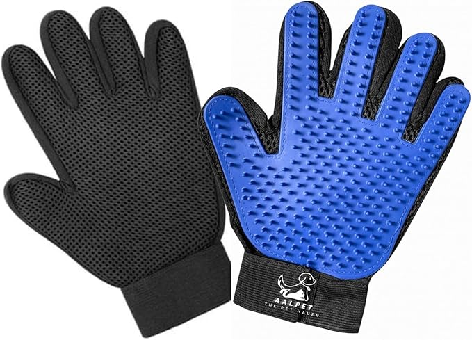 Pet Grooming Glove-Pet Hair Remover Glove- Perfect pet Cleaning Brush Glove- Perfect Washing Glove Brush of The Dog & pet for Short and Long Fur - 1 Pack (Right-Hand), Blue