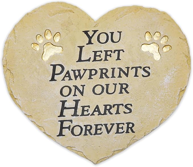 Lily's Home Pet Memorial Stone - Cat or Dog Grave Marker - Durable Waterproof Garden Memorial Stone for Indoor and Outdoor Use - Sympathy Gift for Pet Loss - Heart