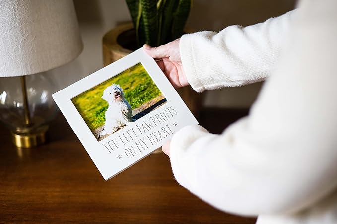 Pearhead “You Left Pawprints on My Heart” Pet Memorial Picture Frame, Dog or Cat Sympathy Gift, Pet Loss Keepsake, 4x6 Photo Frame, White