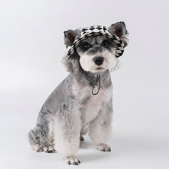 Pet hat with Ear Holes Sunscreen Baseball Cap Suitable for Small and Medium-Sized Dogs Outdoor Climbing hat in Summer Pet Products (Black and White, Small)