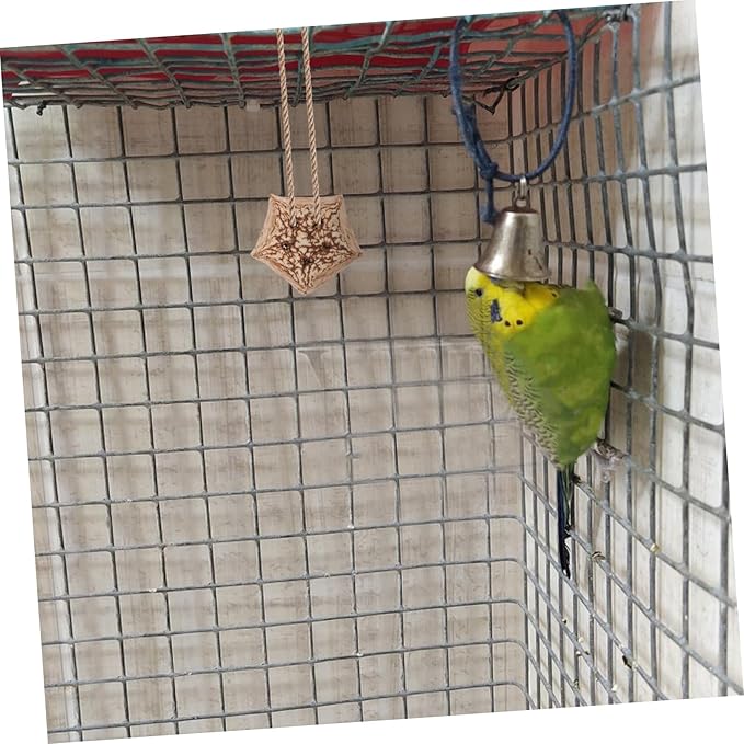 12pcs Natural Bird Chewing for Parrots Budgies Macaws Healthy Foraging Shredding Blocks to Reduce Boredom and Destructive Behavior Natural Material Pet Companion