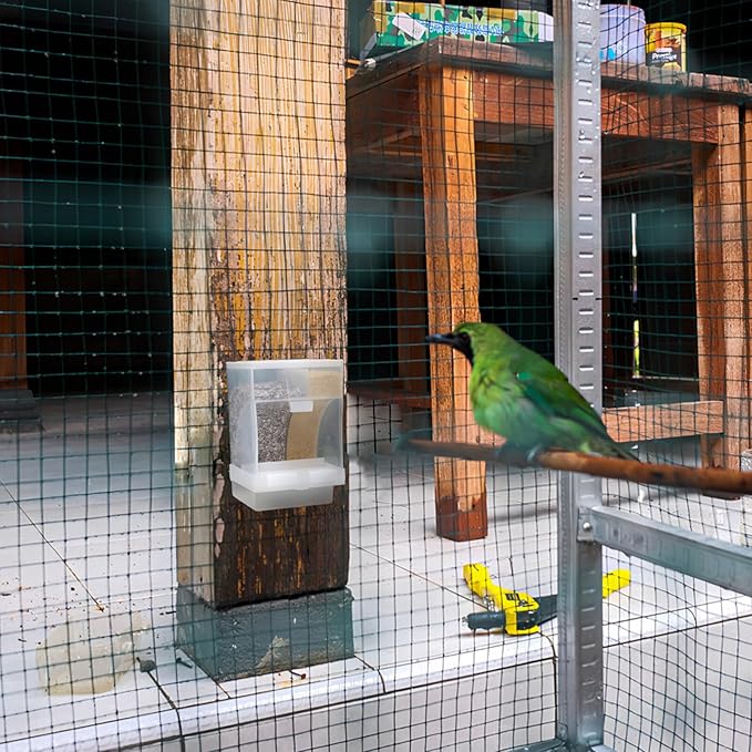 POPETPOP Automatic Bird Feeder for Cage: Parrot Feeder with Spoon No Mess Bird Feeder Transparent Parakeet Feeder Bird Food Dispenser for Cockatiel Cockatoos, 16.50X10.60X10.00CM