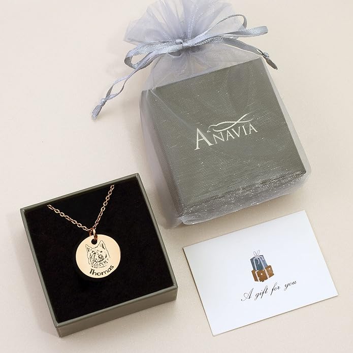 Anavia Customized Pet Portrait & Name Necklace, Personalized Pet Gifts Photo Engraved Necklace, Pet Memorial Jewelry Gift, Cat Dog Necklace for Animal Lover, Dog Mom, Birthday Gift