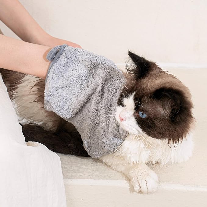 Cat Concentrated Waterless Rinse-Free Shampoo & Conditioner – DIY Dry Shampoo Spray or Towel Cleanse for Cats - Sensitive Skin, Stress & Itch Relief – 98.65% Naturally Derived - 8x10ml