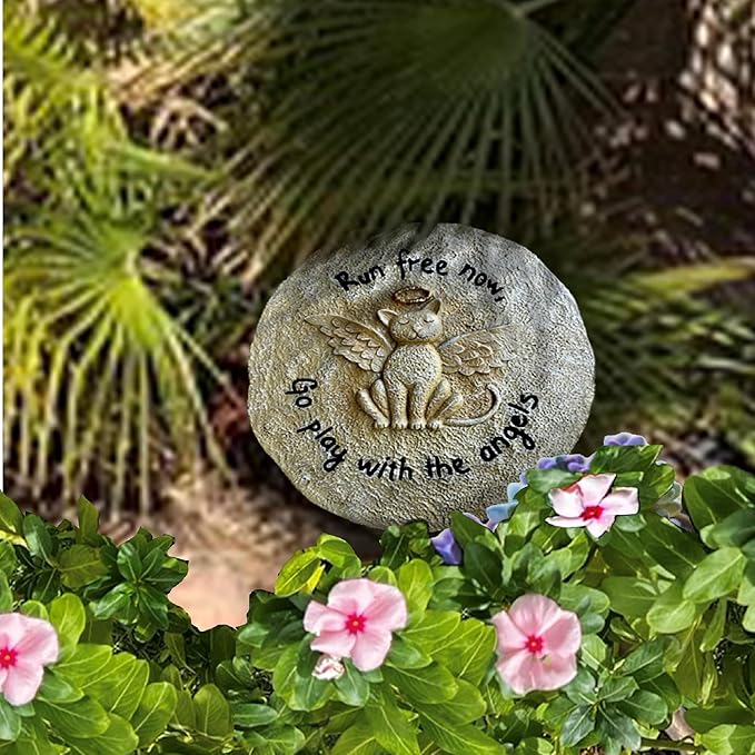 Lily's Home Pet Memorial Stone - Cat or Dog Grave Marker - Durable Waterproof Garden Memorial Stone for Indoor and Outdoor Use - Sympathy Gift for Pet Loss - Kitty Angel