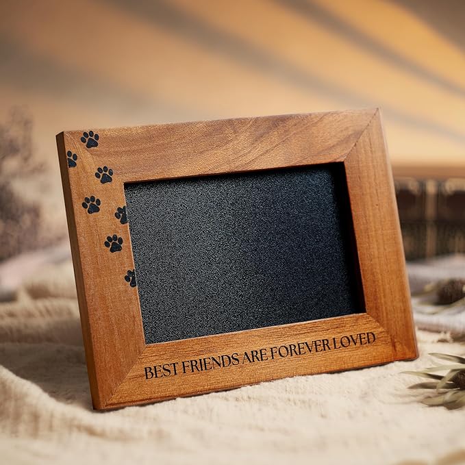 Pet Loss Bereavement Box, Sympathy Gift for Loss of Dog, Pet Memorial Christmas Gift with Photo Frame, Christmas Remembrance Ornament, Memory Candle, Hot Water Bottle, Comfort Grieving present