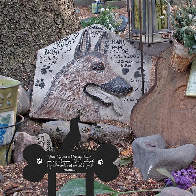 Pet Grave Markers Dog, Metal Dog Memorial Garden Markers Decorations for Cemetery, Pets Waterproof Grave Stakes Plaque Pet Headstone Garden Memorial Graves(13.4 x 12 in)