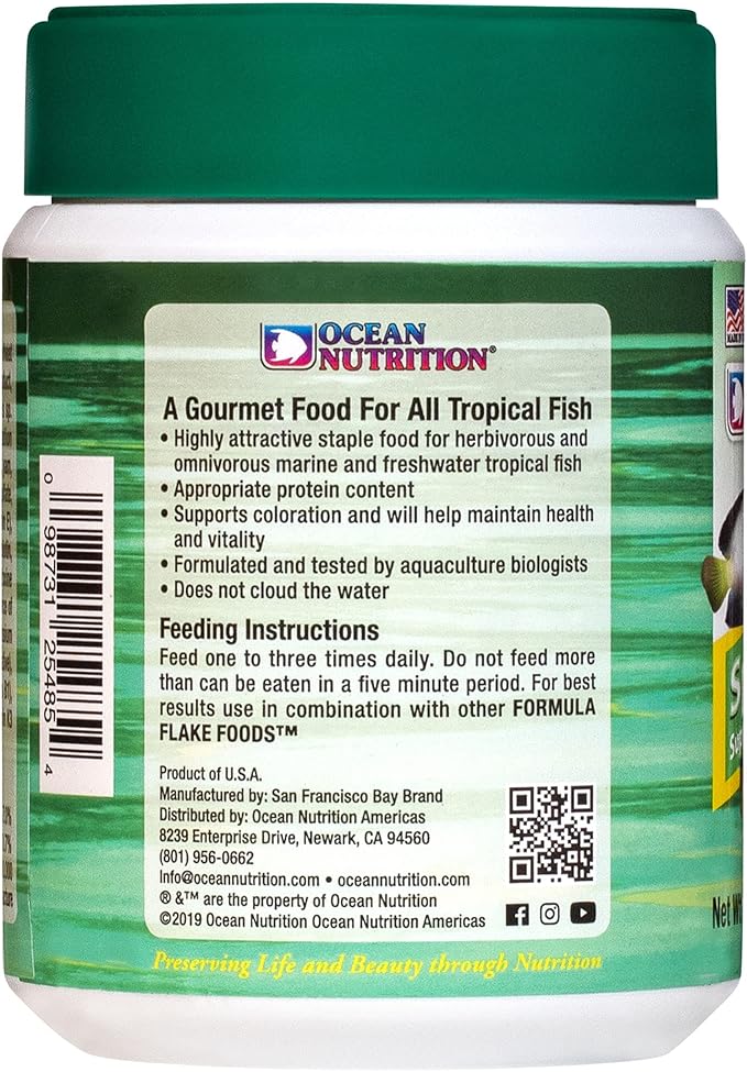 Ocean Nutrition Spirulina Flake Fish Food - Natural Ingredient Fish Food Flakes for Betta Fish and All Tropical Fish - Supports Health & Coloration, Does Not Cloud Water, Made in USA, 2.5 oz (70 g)