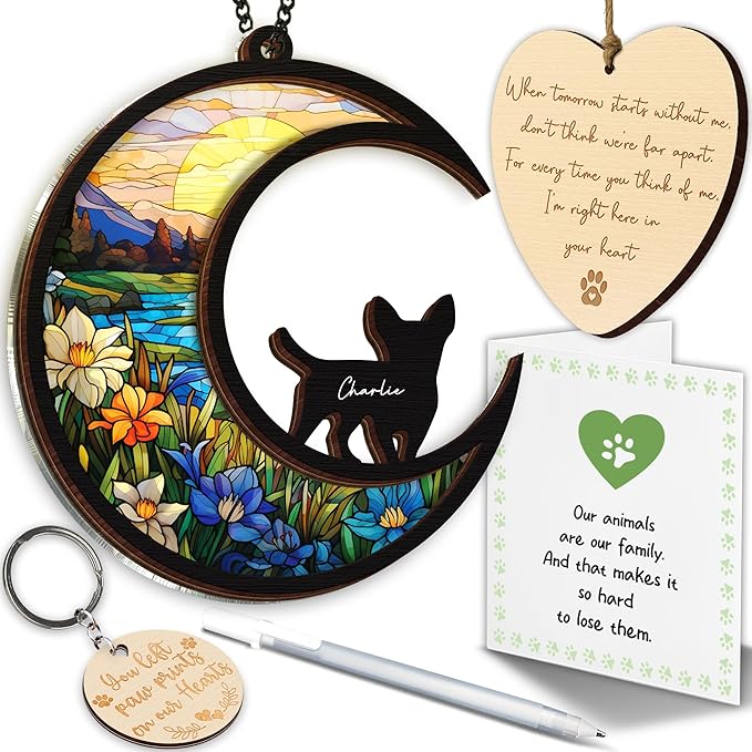 6'' Chihuahua Short Hair Memorial Suncatcher, Custom Name Dog Breed, Pet Ornament Window Car Hanging, Sympathy Gift for Loss of Pet, Passed Away Remembrance Gift for Dog Lovers 28-SS1