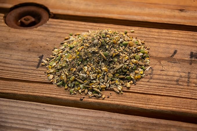 New Country Organics | Classic Layer Feed for Laying Hens | Soy-Free | 17% Protein | Certified Organic and Non-GMO | 25 lbs
