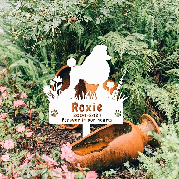 Personalized Flowers Poodle Dog Memorial Grave Marker for Cemetery, Custom Metal Flowers Dog Memorial Stake Grave Marker Poodle Memorial Gift Paws Sympathy Grave Stake for Garden Lawn Yard