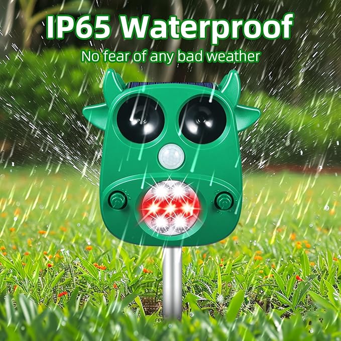 Solar Ultrasonic Animal Repeller Outdoor Deer Repellent with Motion Detection Flashing Lights Cat Repellent Rabbit Raccoon Dog Coyote Skunk Repellent for Yard Garden Deterrent Device Animal Repellent