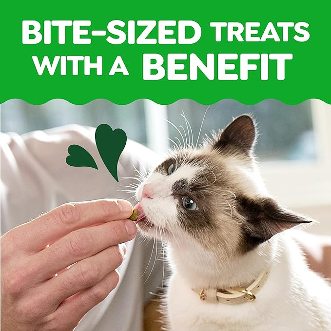Greenies Feline Smartbites Healthy Kitten Treats for Indoor Kittens, Crunchy and Soft Natural Cat Treats, Chicken Flavor, 16 oz. Tub