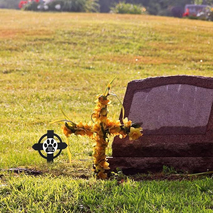 Wesiti Dog Pet Grave Markers Metal Pet Memorial Stake Paw Print Memorial Plaque Cross Pet Memorial Gifts Cemetery Garden Grave Decoration Memorial Garden Decor for Dog Outdoors Yard Garden Remembrance
