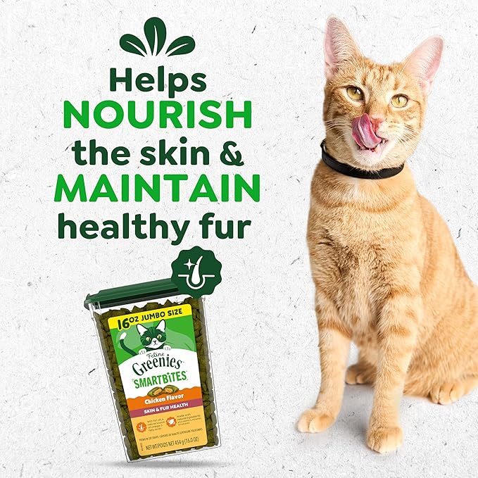Greenies Cat Treats, Feline Smartbites, Skin & Fur Health, Crunchy and Soft Cat Treats, Chicken Flavor, 16 oz. Tub